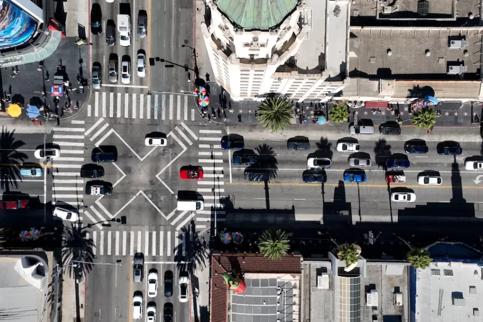 Bird'es eye view of Los Angeles intersection.